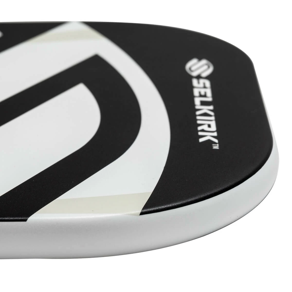 Selkirk VANGUARD Power Air S2 Middleweight Carbon Fiber Pickleball Paddle 8 Selkirk VANGUARD Power Air S2 Middleweight Carbon Fiber Pickleball Paddle - Image 6